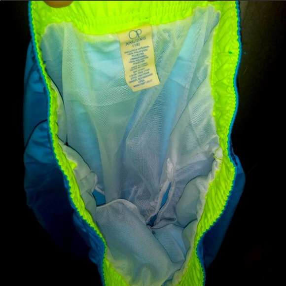 OP blue boys 18 mesh lined swim trunks - Picture 3 of 4